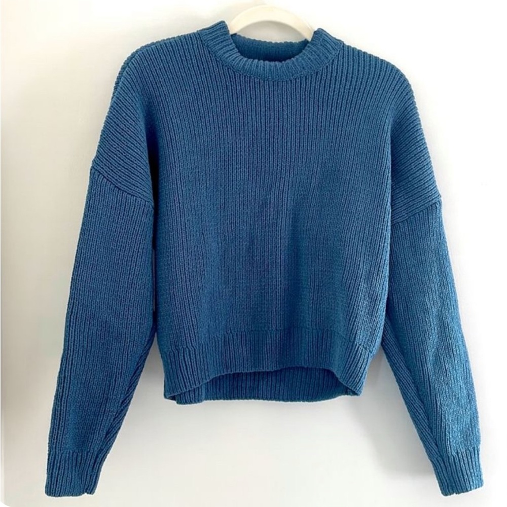 Abercrombie & Fitch Super Soft Blue Crewneck Pullover Knit Sweater